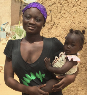 Mariam Doumbo, student mother - literacy classes